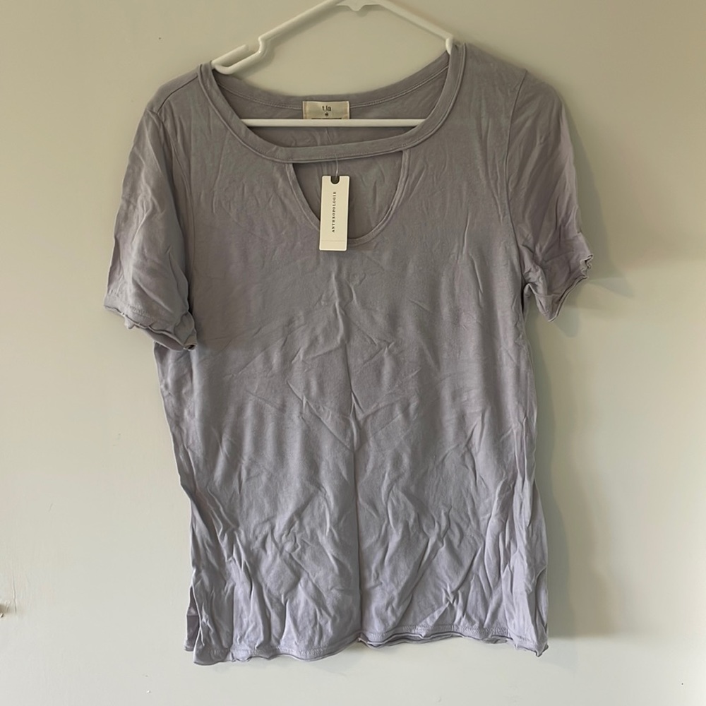 Size medium t.la tshirt from Anthropologie. Never worn.